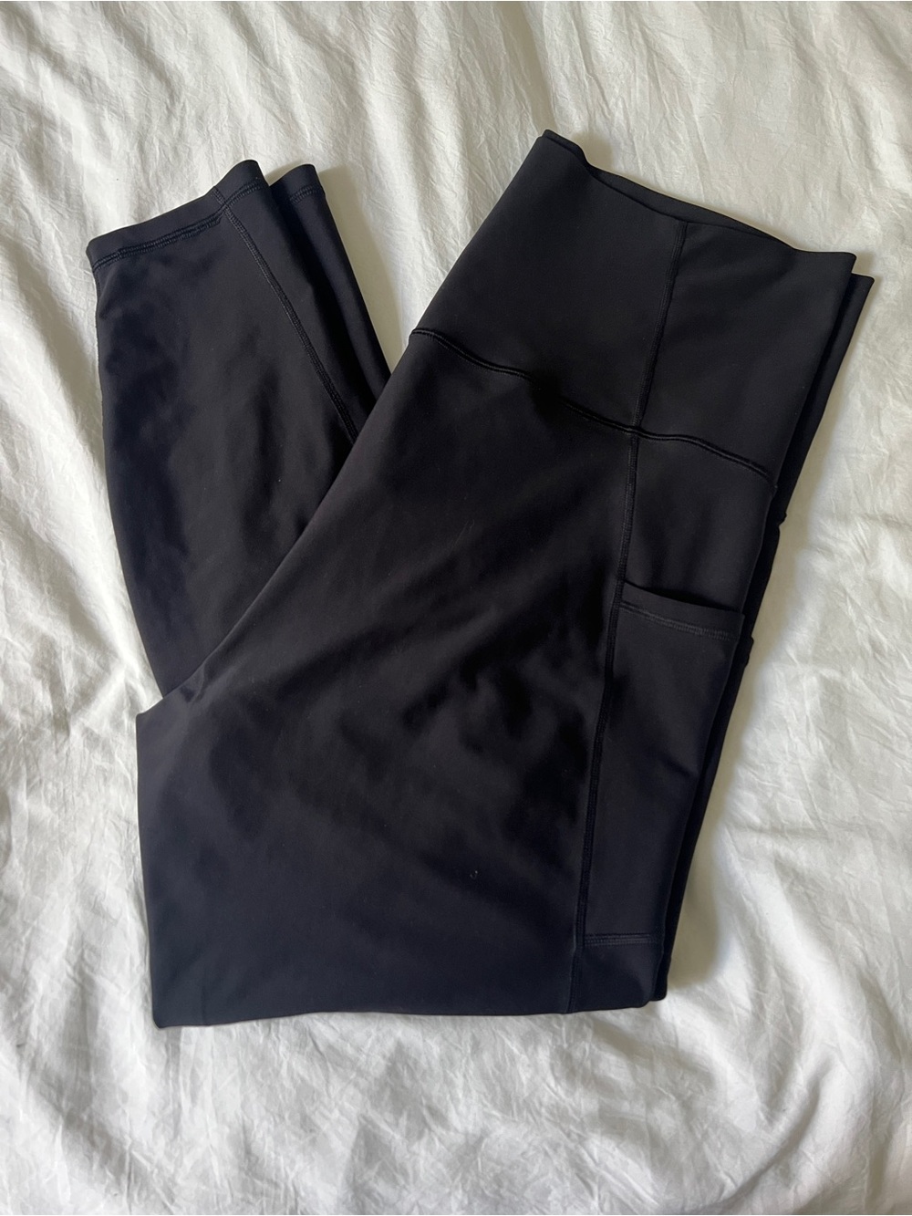 Old Navy Maternity Black High-Waist Leggings with Side Pocket